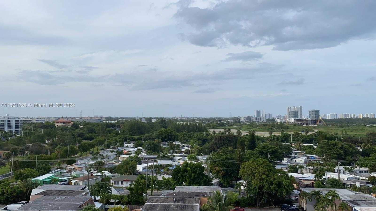 Small Image of 2000 NORTH EAST 135TH ST #910, North Miami Number 5