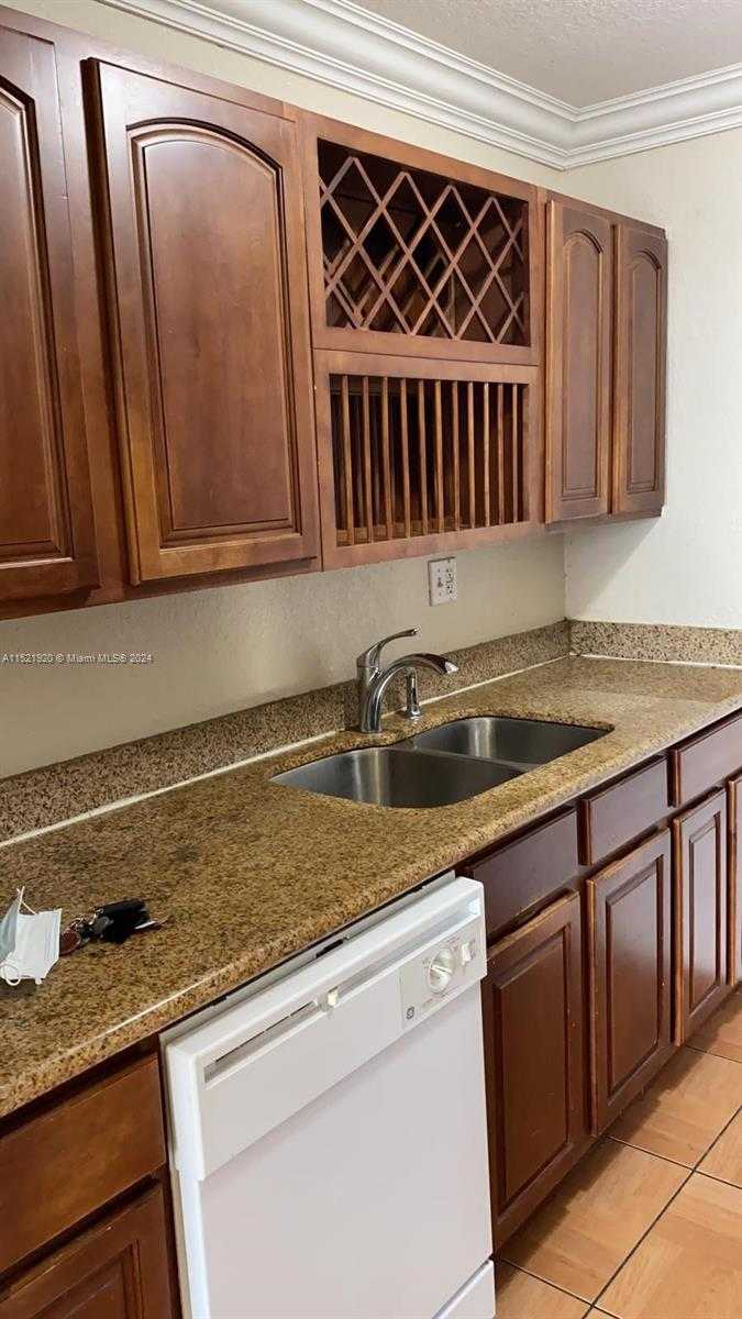 Small Image of 2000 NORTH EAST 135TH ST #910, North Miami Number 6