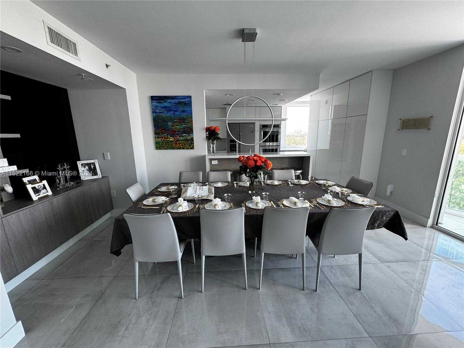 Small Image of 19400 TURNBERRY WAY #612, Aventura Number 6