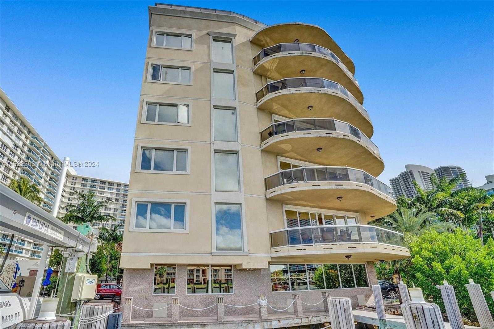 Small Image of 12 SEACREST PKWY #3, Hollywood Number 14