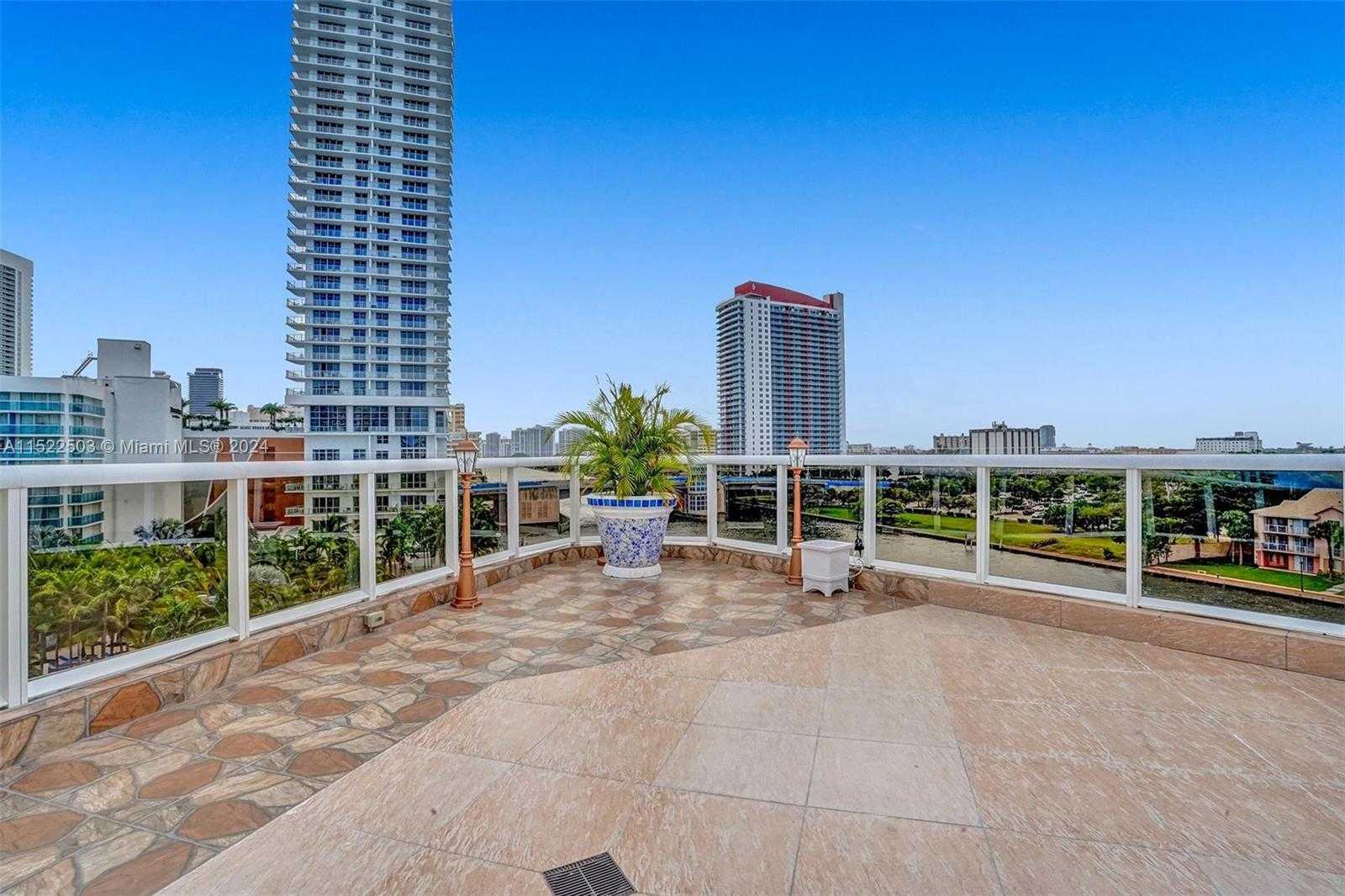 Small Image of 12 SEACREST PKWY #3, Hollywood Number 67