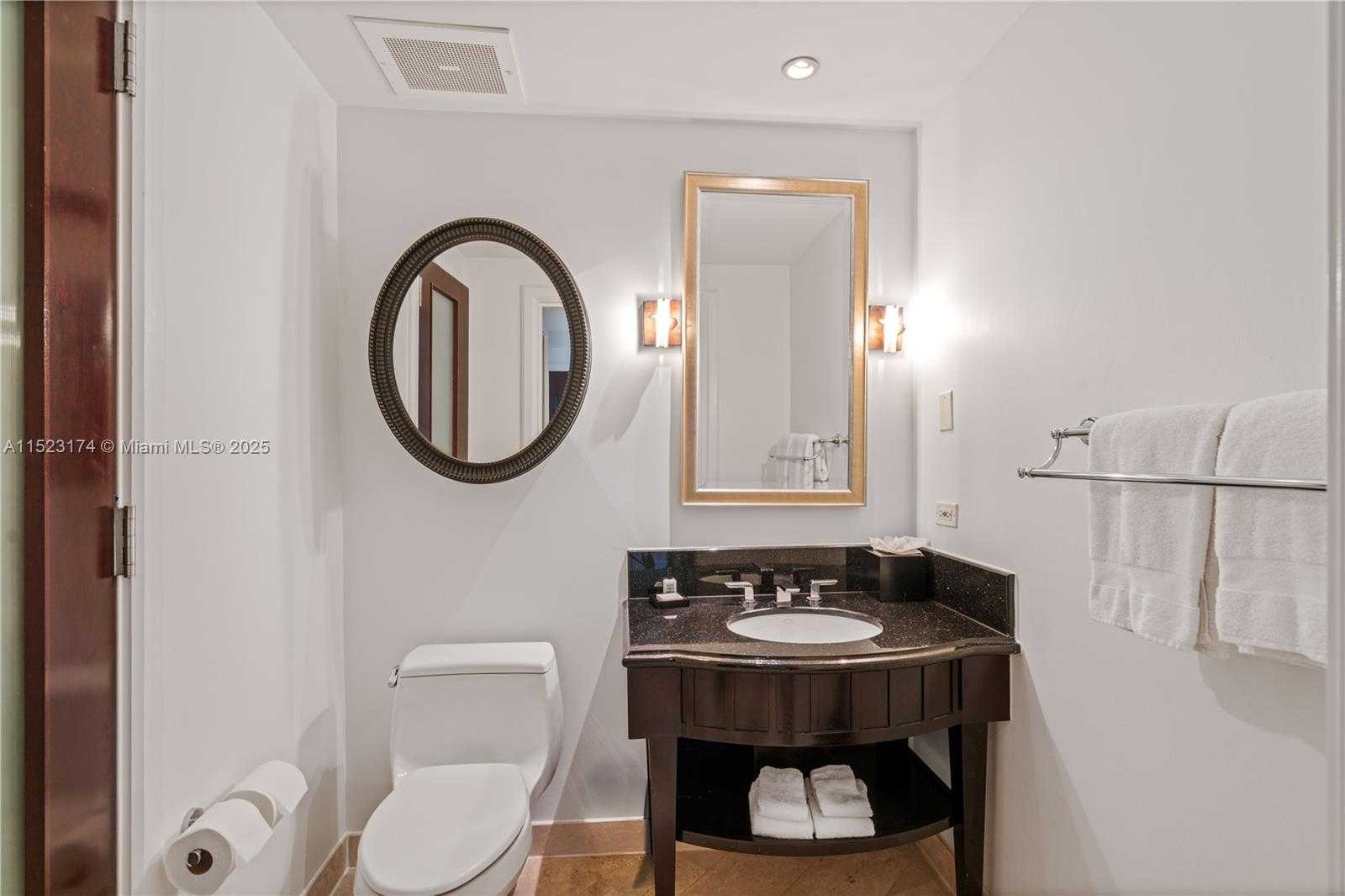 Small Image of 4391 COLLINS AV #1007, Miami Beach Number 21