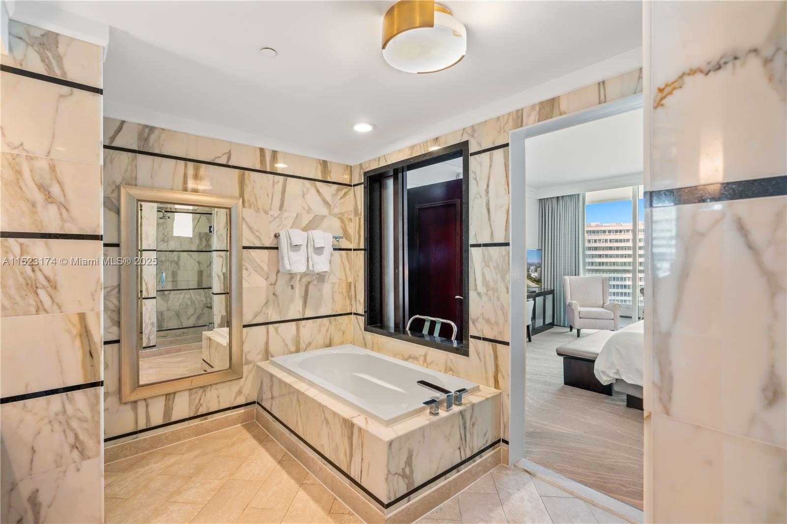 Small Image of 4391 COLLINS AV #1007, Miami Beach Number 30