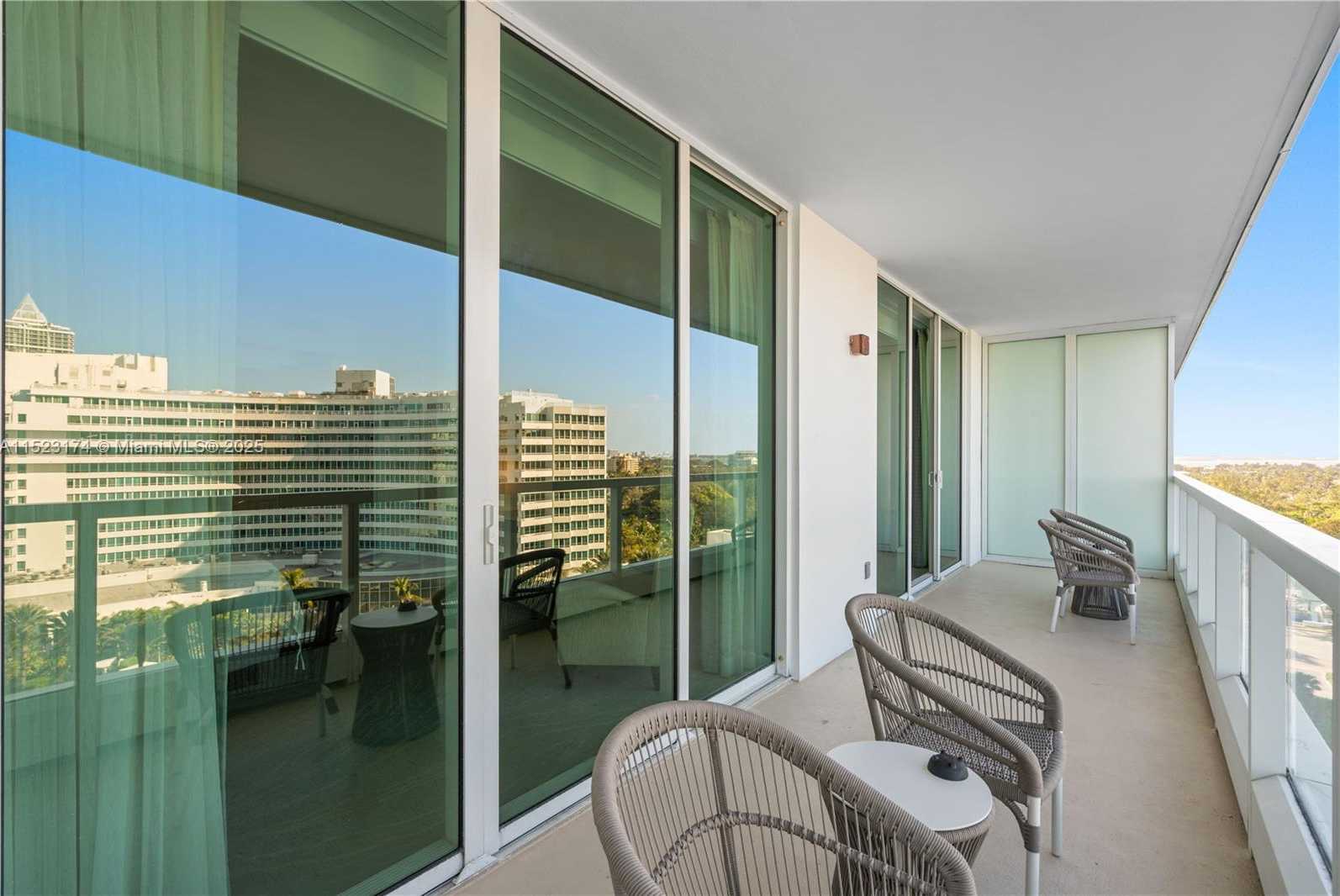 Small Image of 4391 COLLINS AV #1007, Miami Beach Number 32
