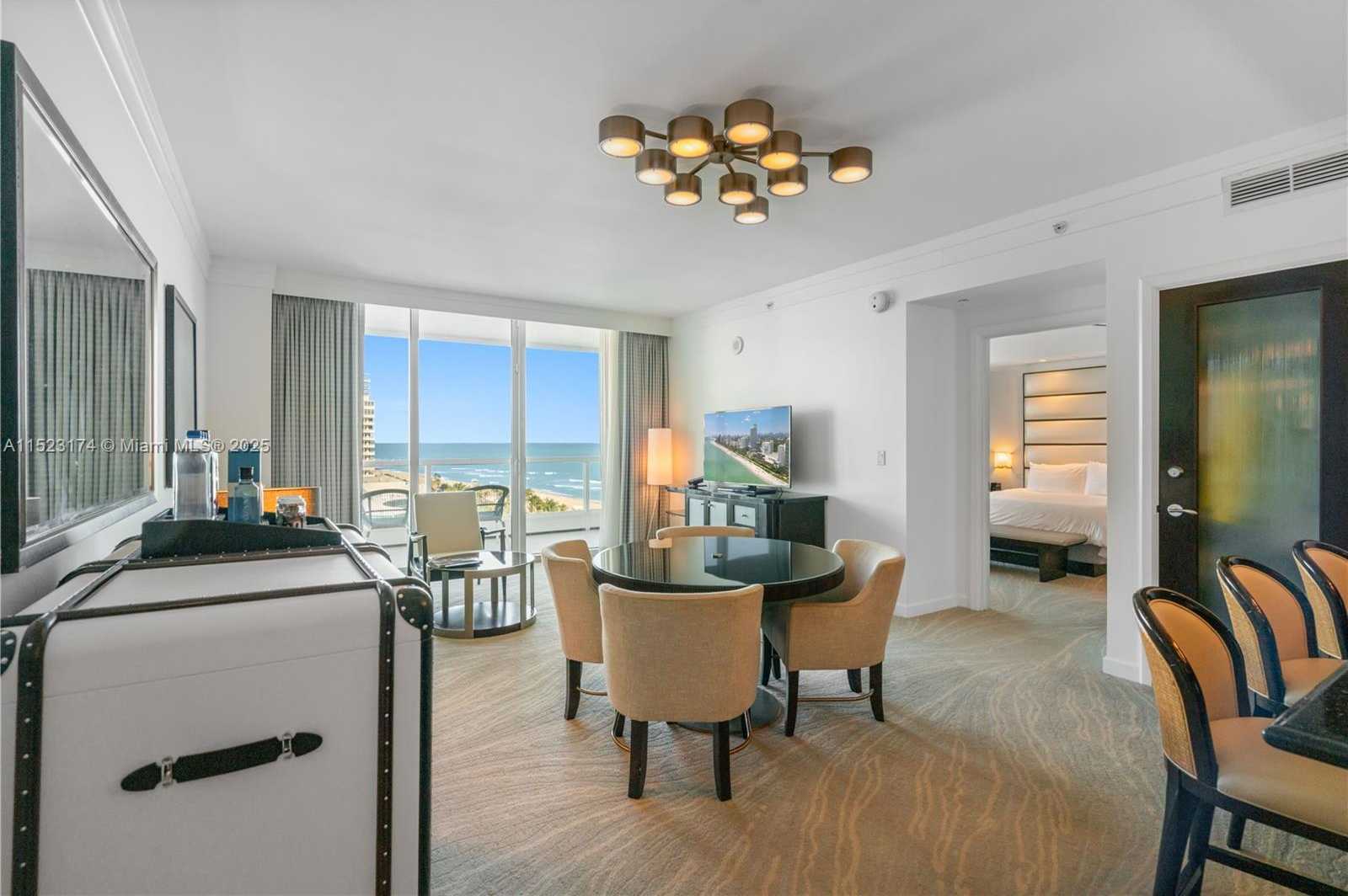 Small Image of 4391 COLLINS AV #1007, Miami Beach Number 9