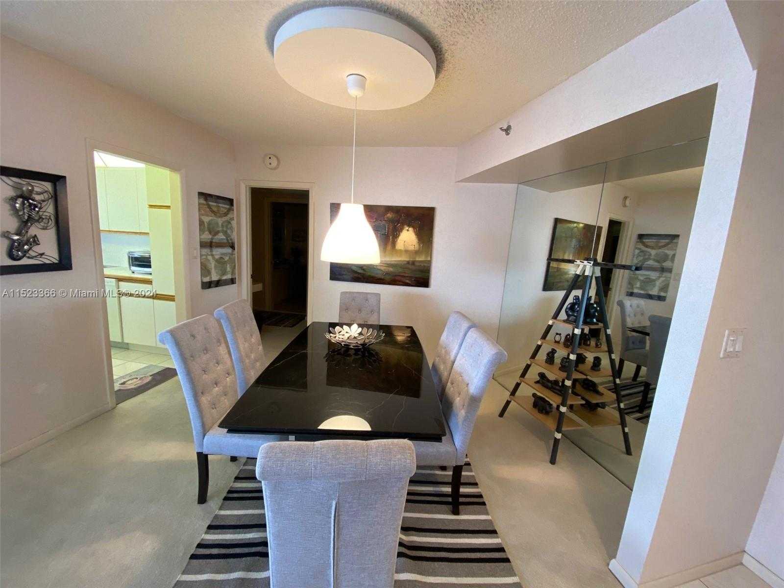 Small Image of 1000 ISLAND BLVD #1711, Aventura Number 4
