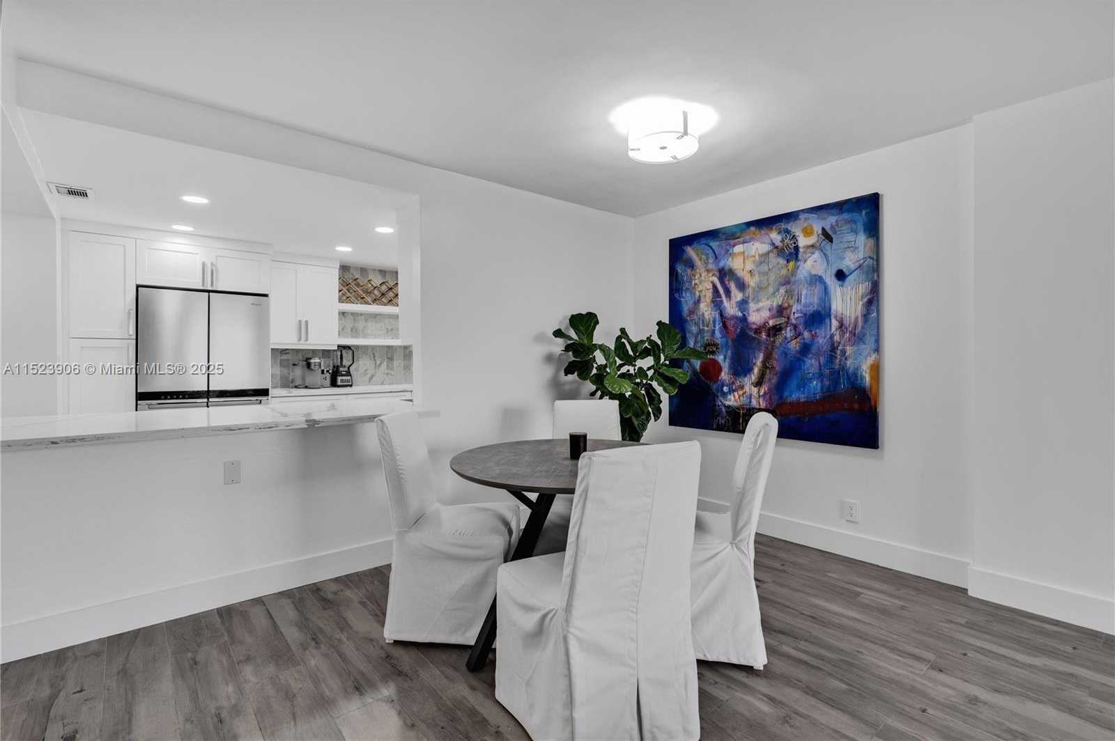 Small Image of 1600 SOUTH OCEAN DR #17D, Hollywood Number 11