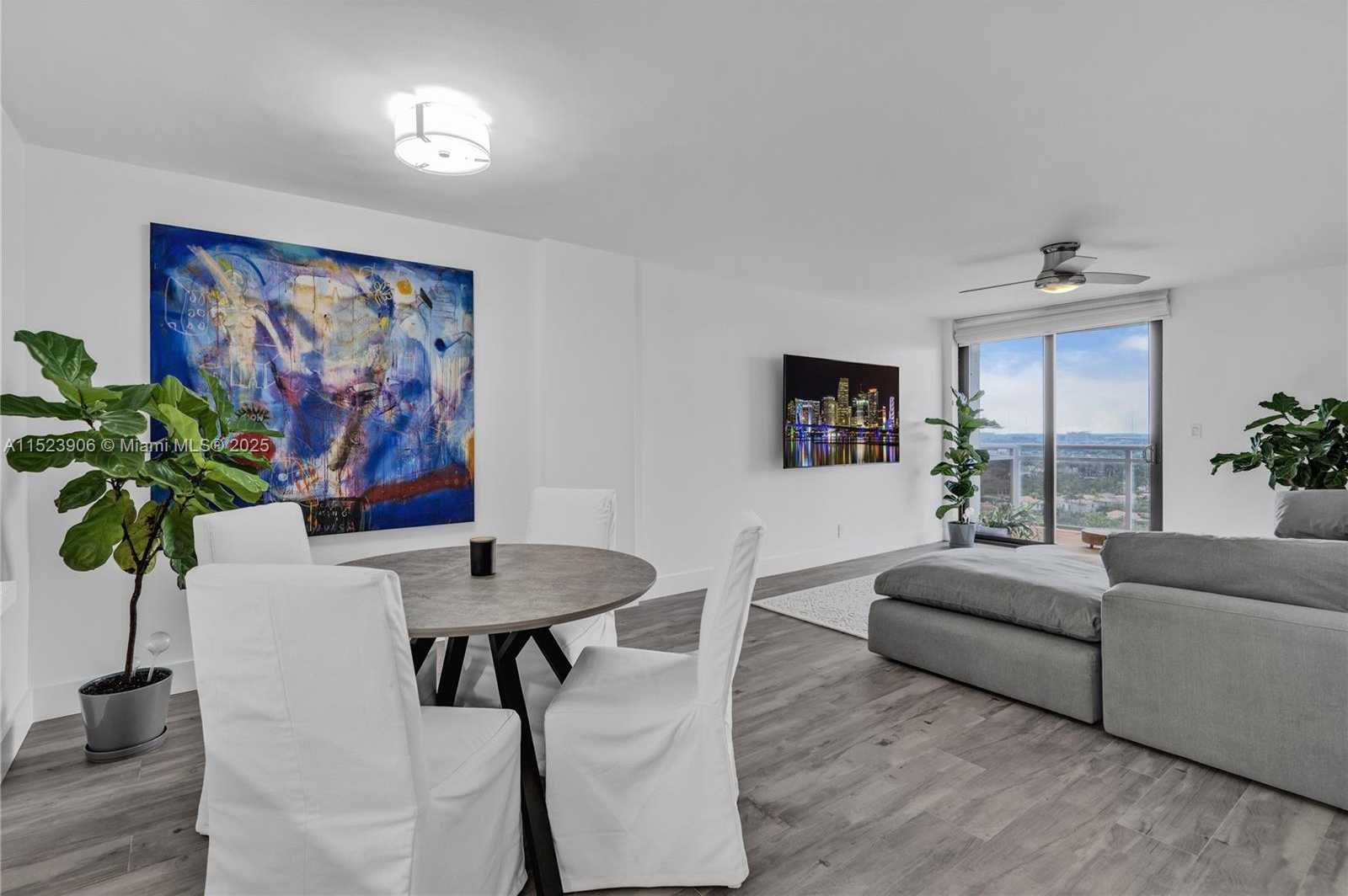 Small Image of 1600 SOUTH OCEAN DR #17D, Hollywood Number 2