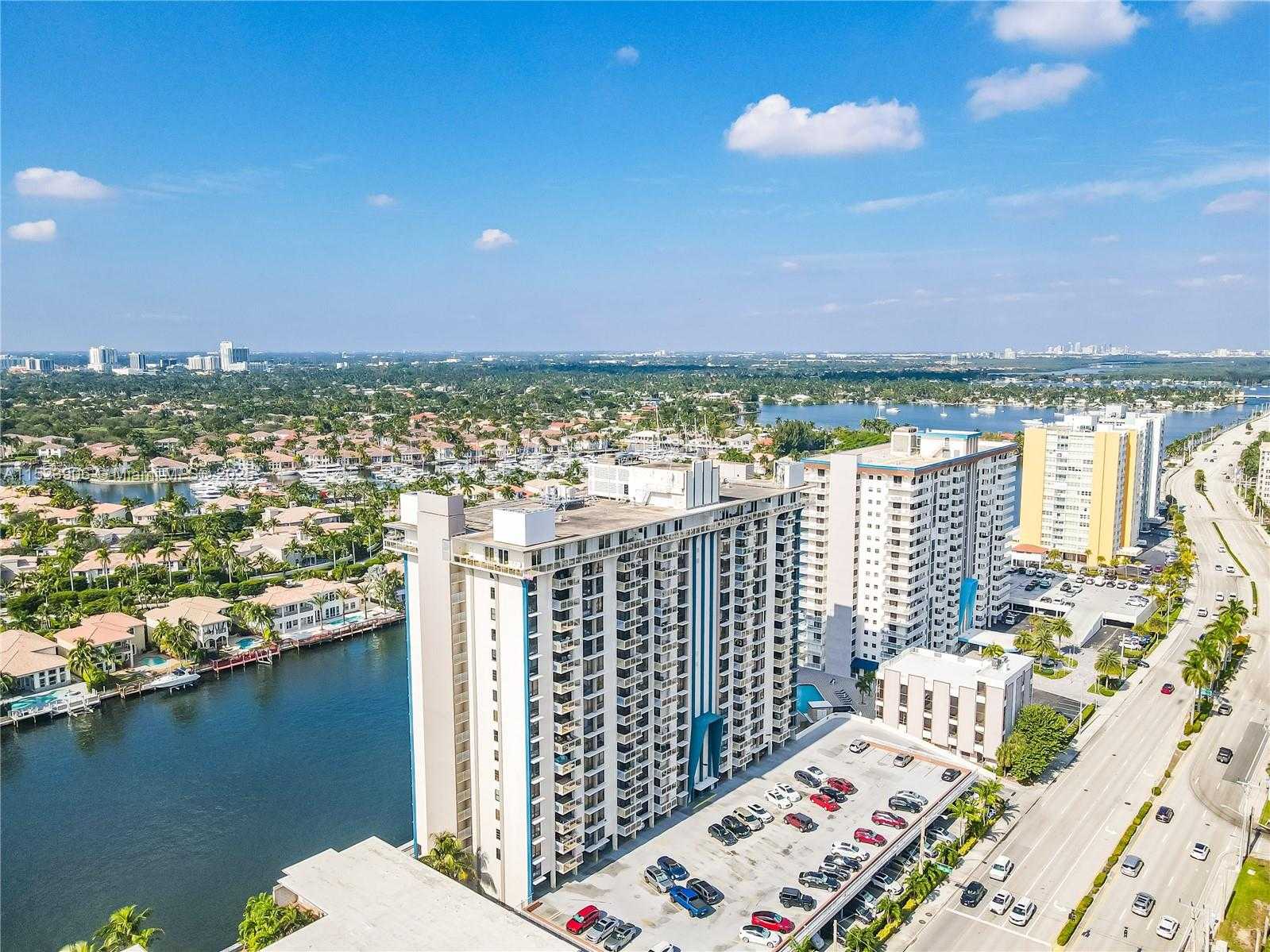 Small Image of 1600 SOUTH OCEAN DR #17D, Hollywood Number 37