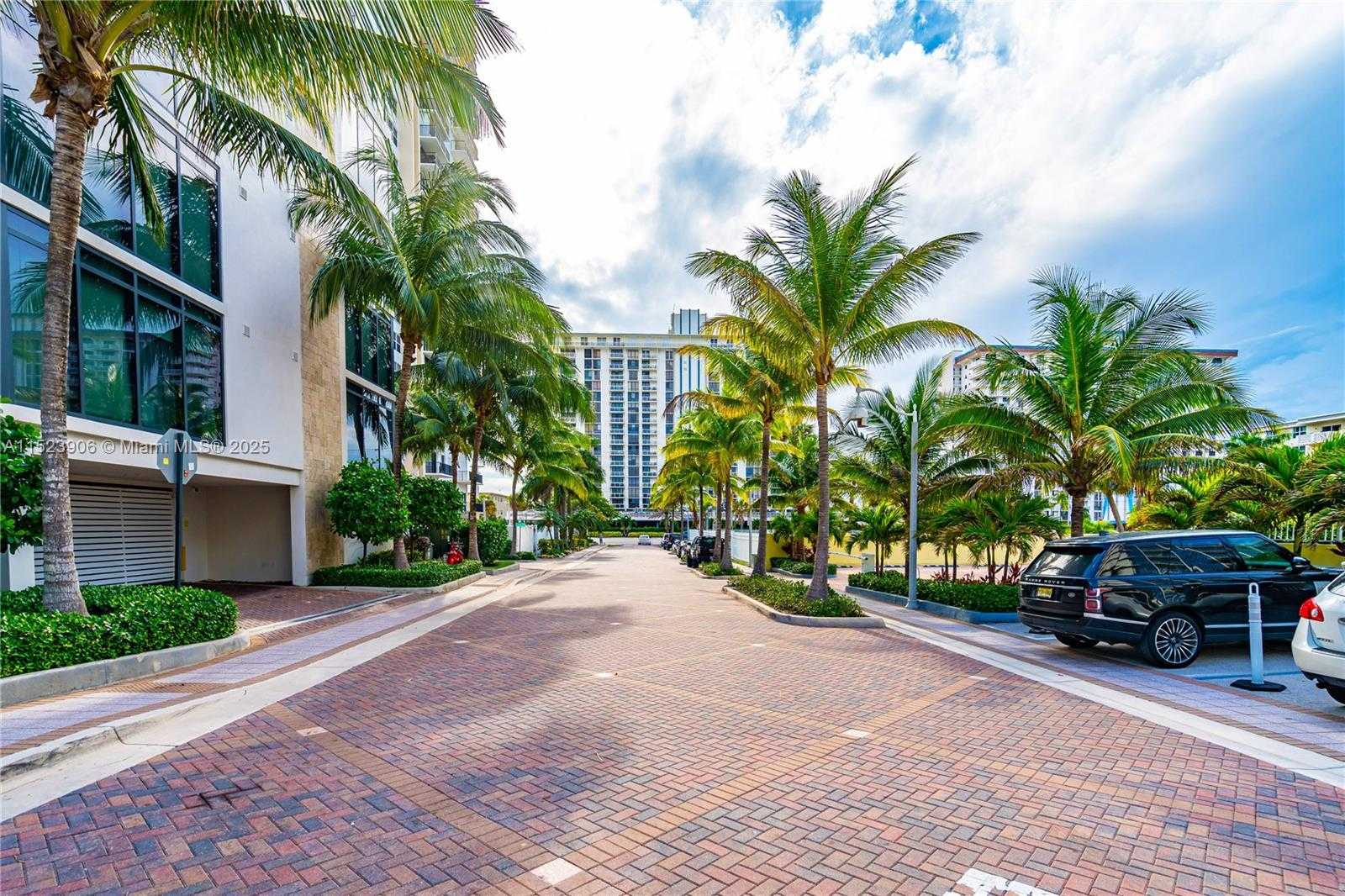 Small Image of 1600 SOUTH OCEAN DR #17D, Hollywood Number 43