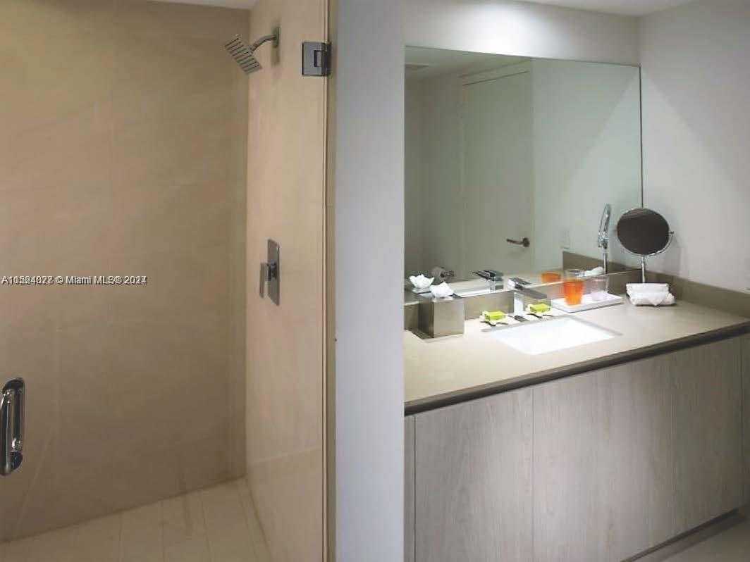 Small Image of 4111 SOUTH OCEAN DR #3307, Hollywood Number 7