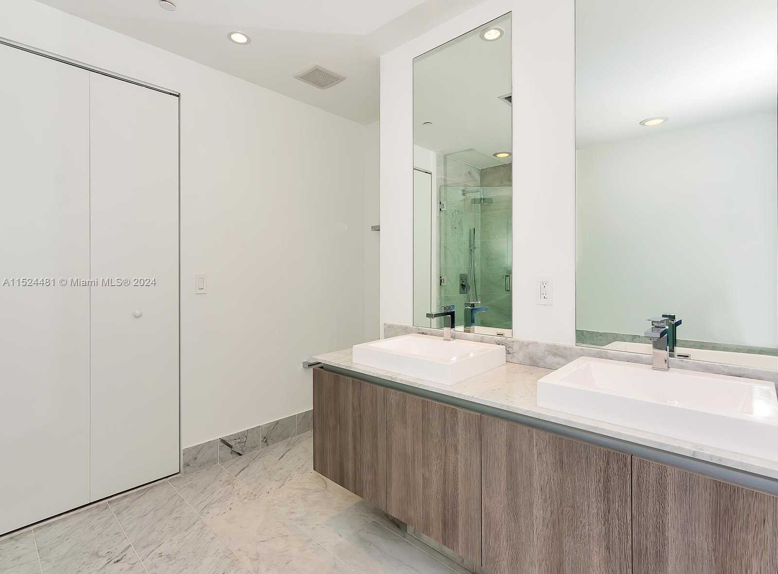 Small Image of 801 SOUTH MIAMI AVE #2310, Miami Number 24