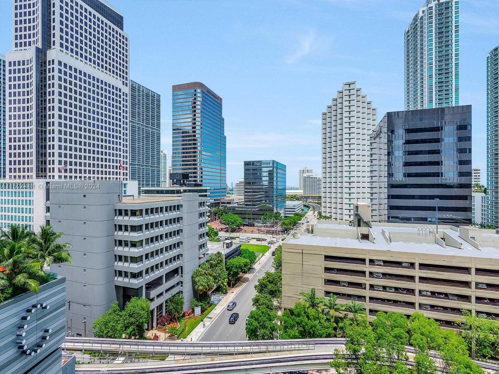 Small Image of 801 SOUTH MIAMI AVE #2310, Miami Number 45