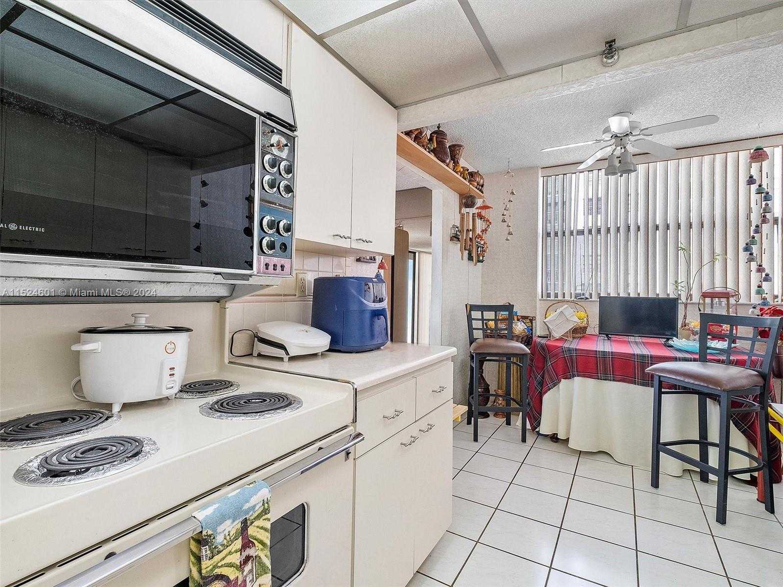 Small Image of 290 174TH ST #1809, Sunny Isles Beach Number 10