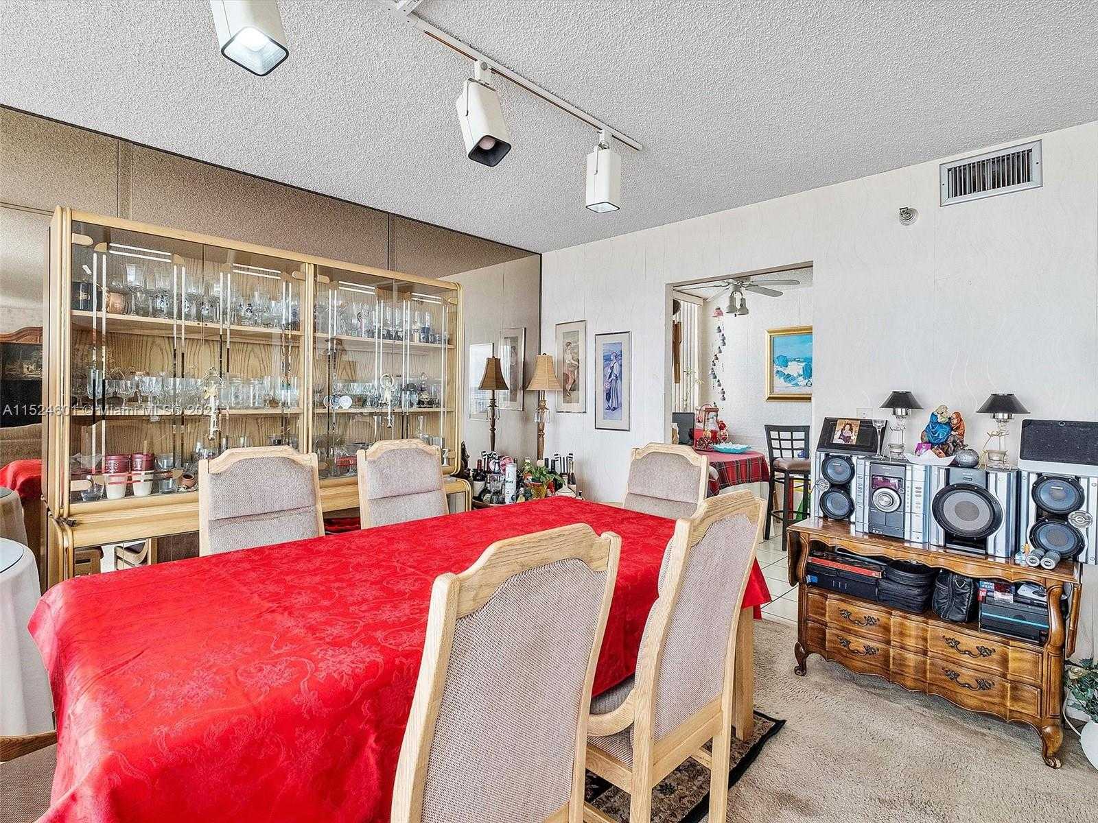 Small Image of 290 174TH ST #1809, Sunny Isles Beach Number 14