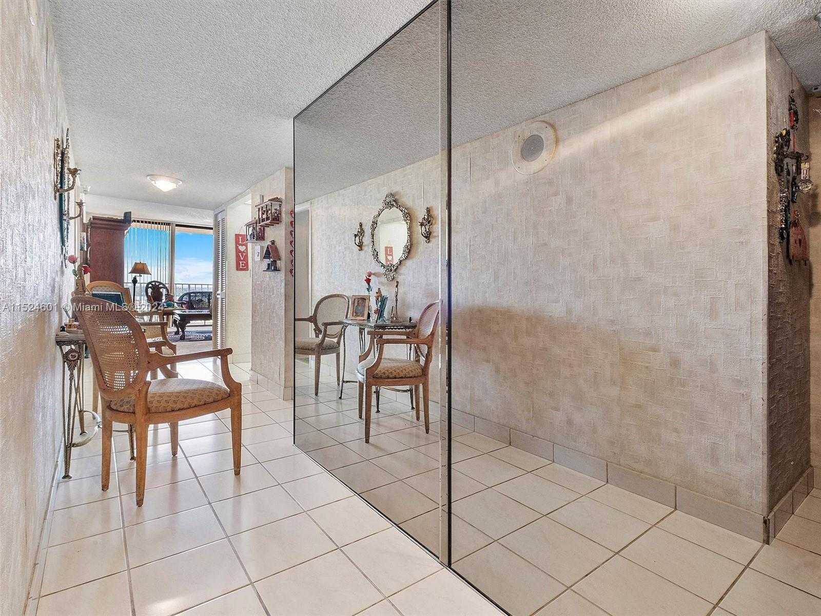 Small Image of 290 174TH ST #1809, Sunny Isles Beach Number 3