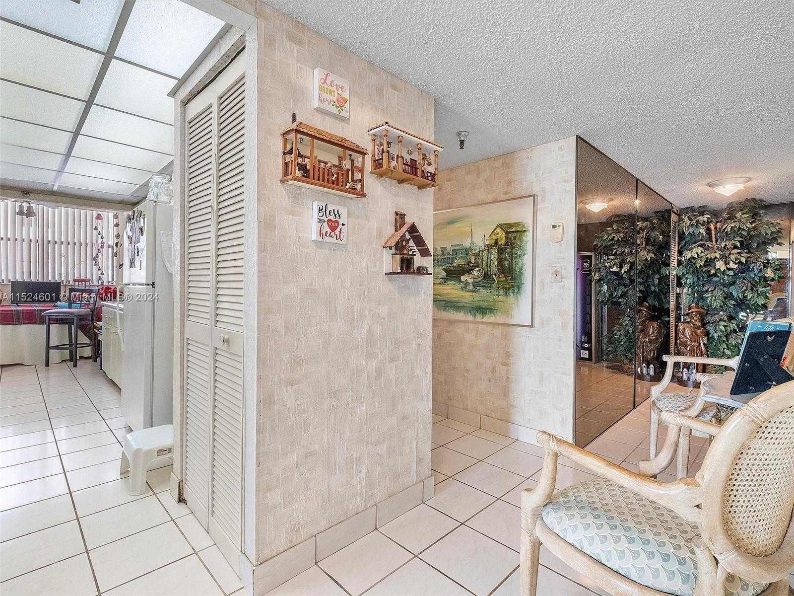 Small Image of 290 174TH ST #1809, Sunny Isles Beach Number 8