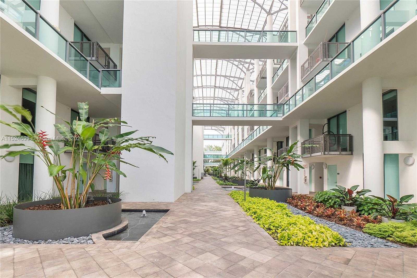 Small Image of 6000 COLLINS AVE #510, Miami Beach Number 2