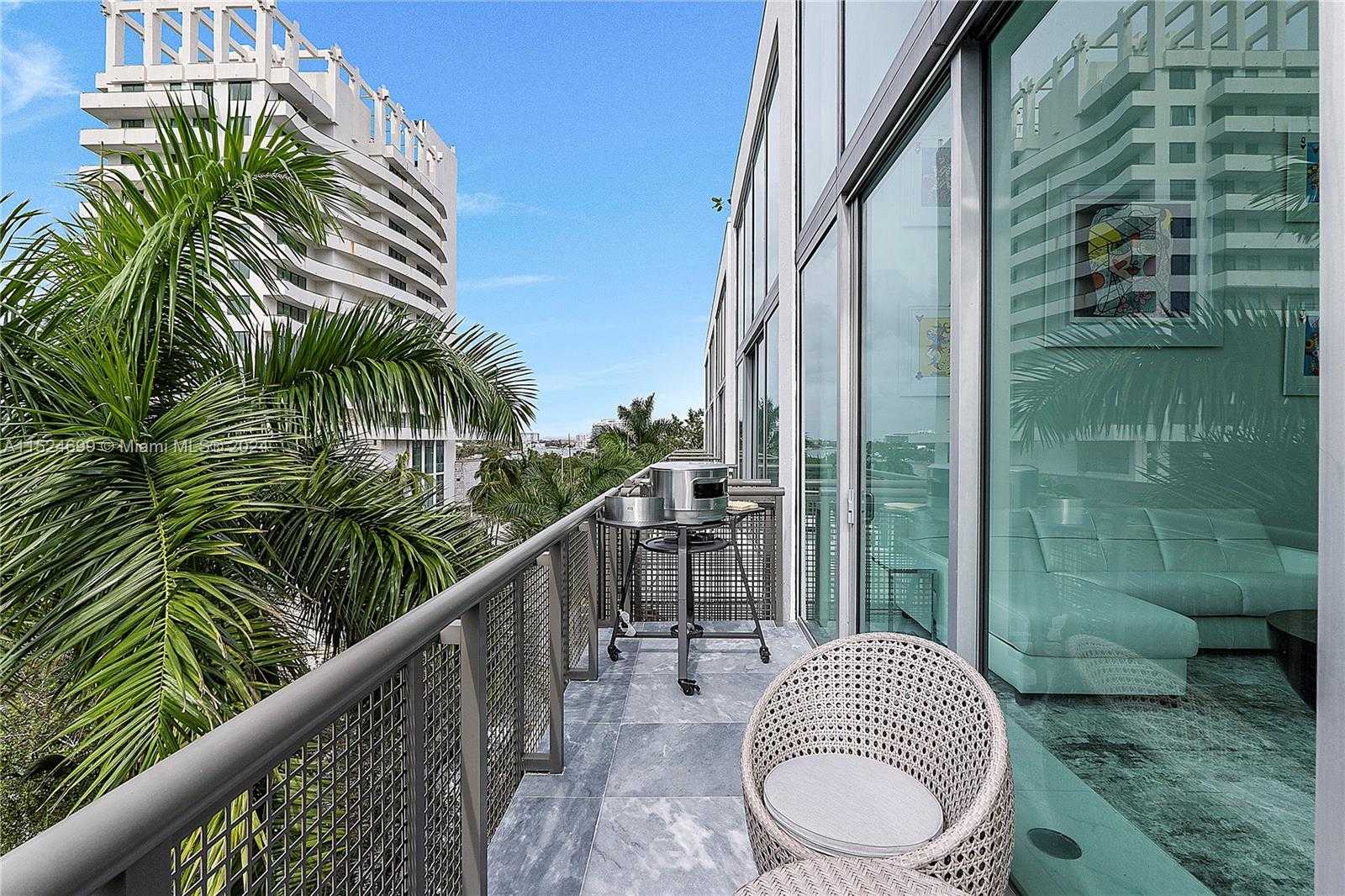 Small Image of 6000 COLLINS AVE #510, Miami Beach Number 20