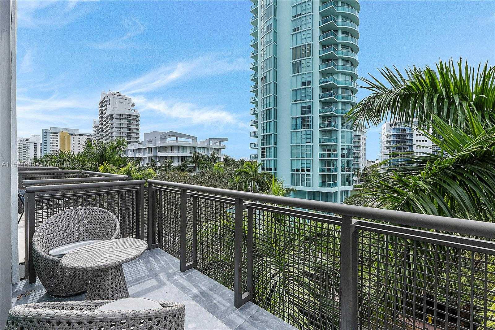 Small Image of 6000 COLLINS AVE #510, Miami Beach Number 21