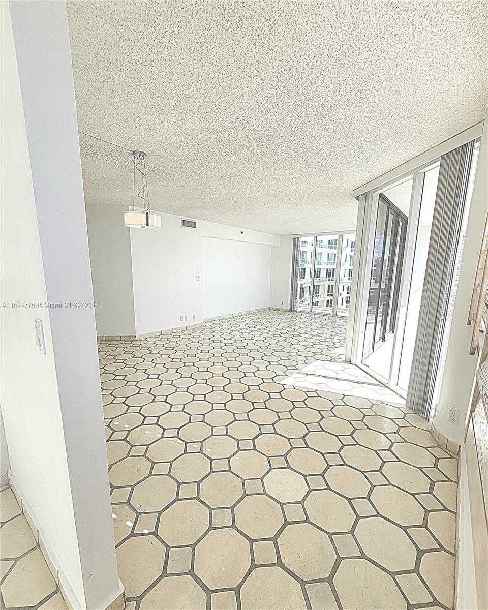 Small Image of 20185 EAST COUNTRY CLUB DR #2505, Aventura Number 12