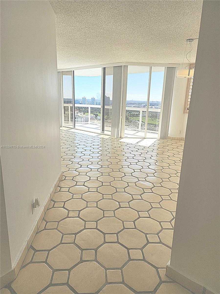 Small Image of 20185 EAST COUNTRY CLUB DR #2505, Aventura Number 14