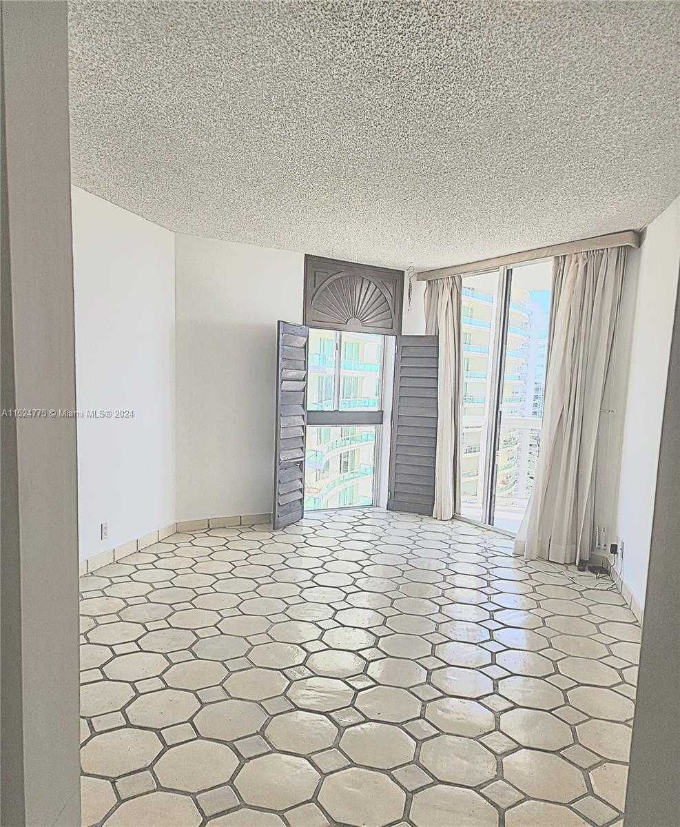 Small Image of 20185 EAST COUNTRY CLUB DR #2505, Aventura Number 18