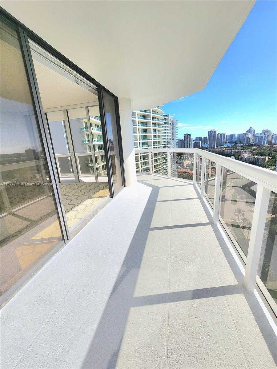 Small Image of 20185 EAST COUNTRY CLUB DR #2505, Aventura Number 4