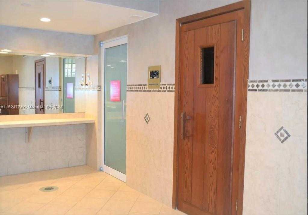 Small Image of 20185 EAST COUNTRY CLUB DR #2505, Aventura Number 45