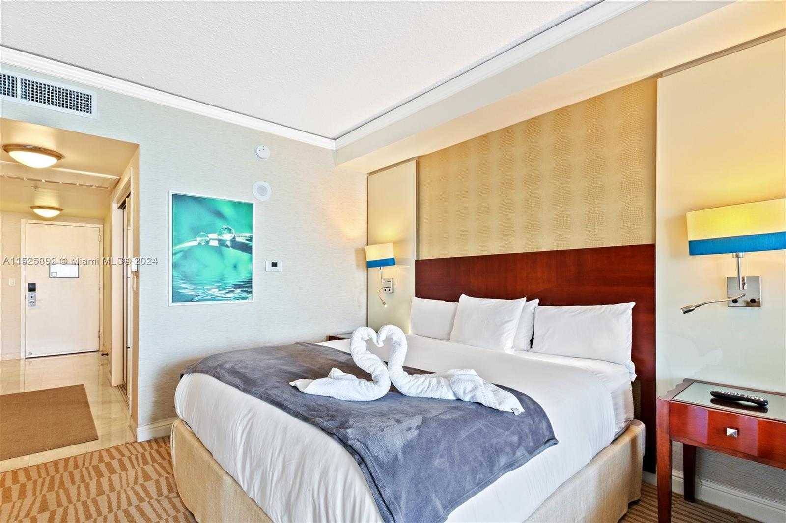 Small Image of 18001 COLLINS AVE #511, Sunny Isles Beach Number 19