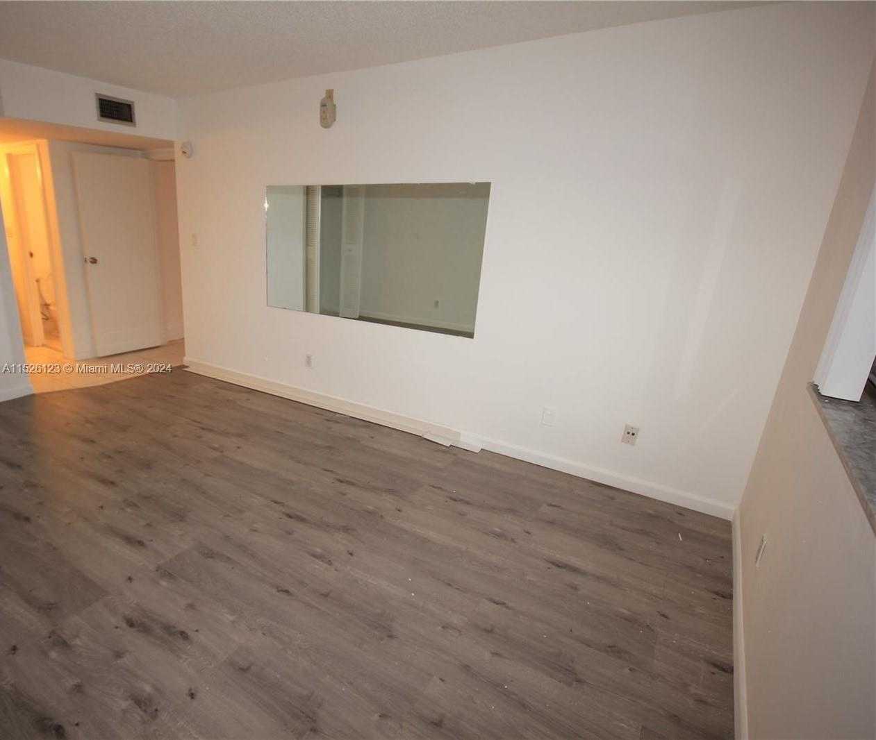 Small Image of 16558 NORTH EAST 26TH AVE #4H, North Miami Beach Number 14