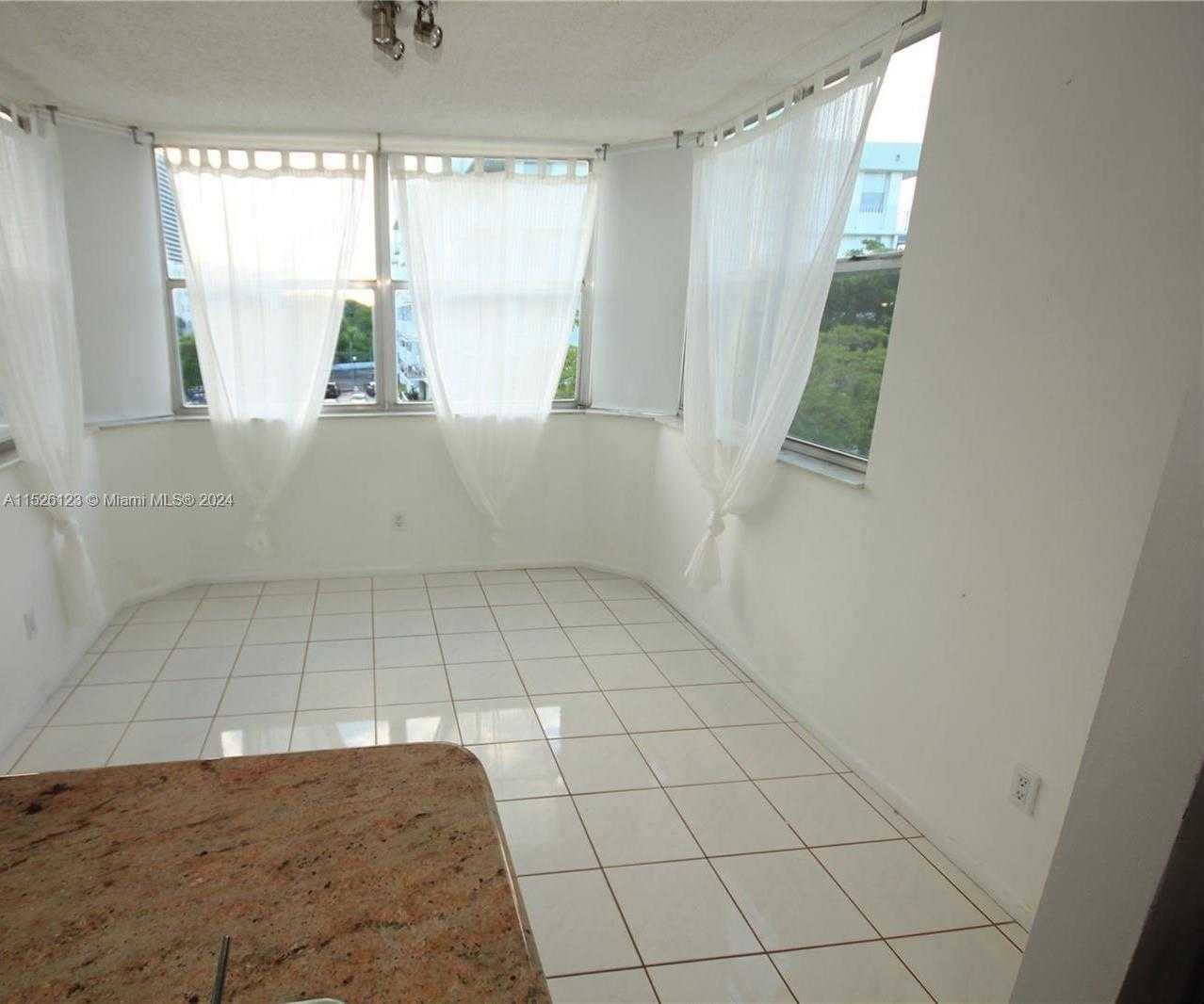 Small Image of 16558 NORTH EAST 26TH AVE #4H, North Miami Beach Number 6