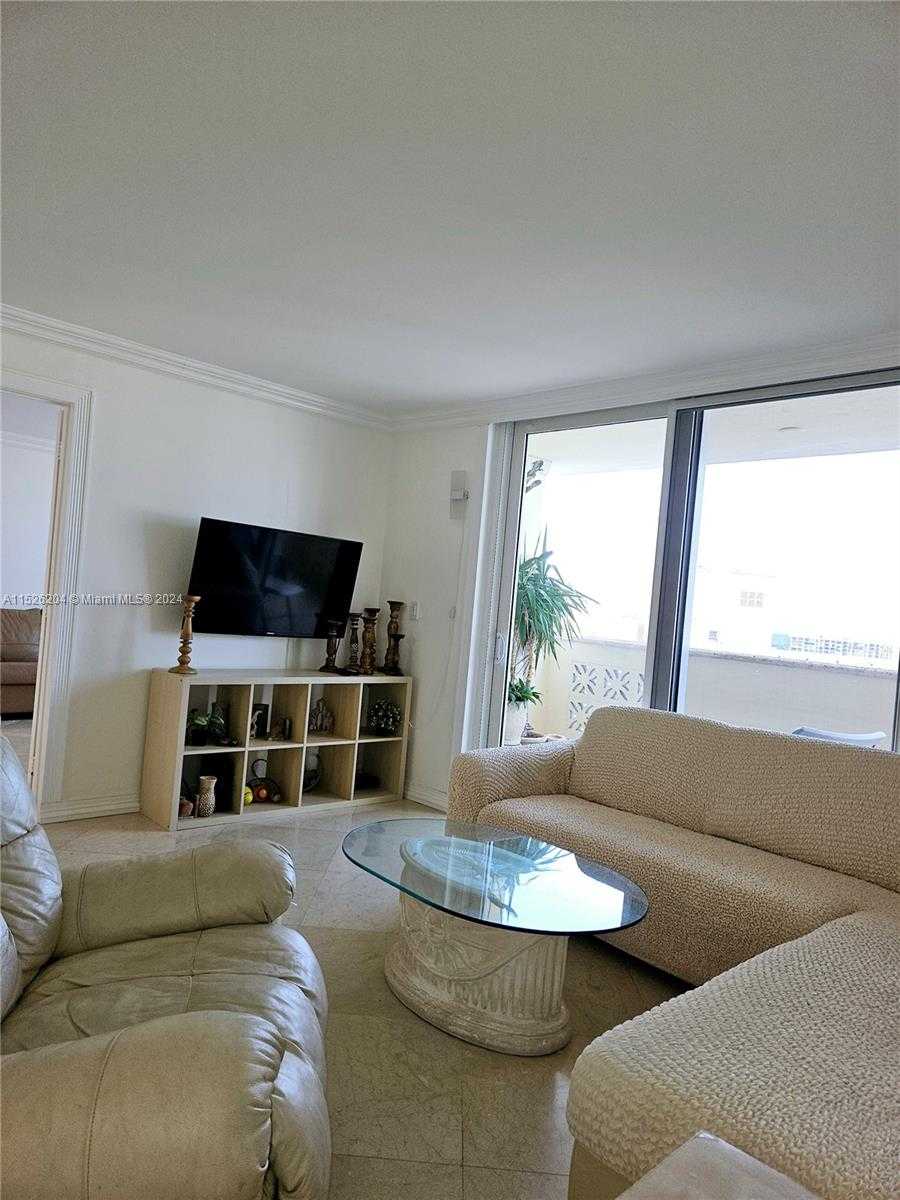 Small Image of 1833 SOUTH OCEAN DR #1403, Hallandale Beach Number 12