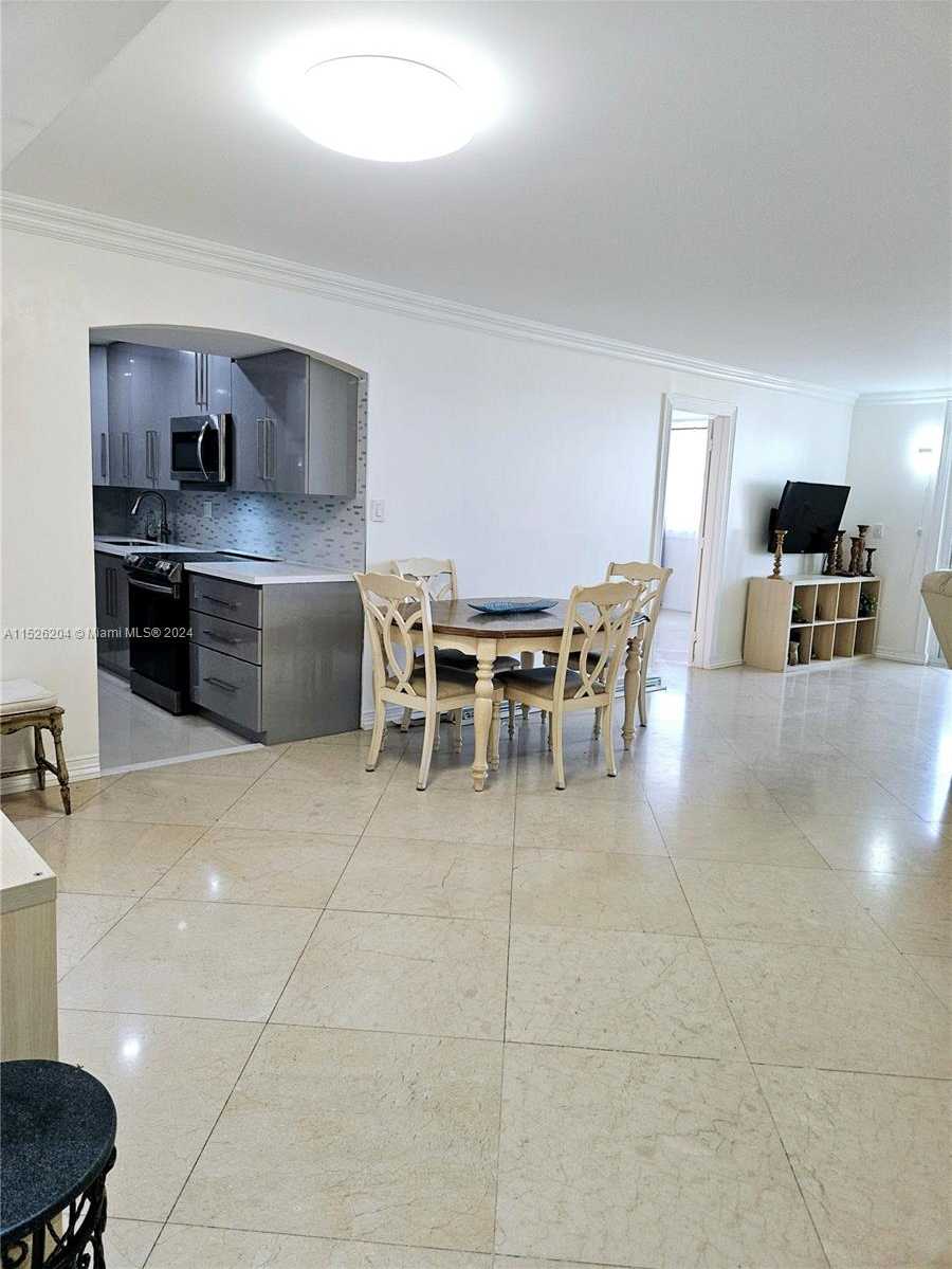 Small Image of 1833 SOUTH OCEAN DR #1403, Hallandale Beach Number 15