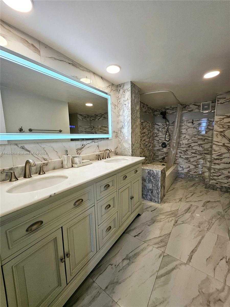 Small Image of 1833 SOUTH OCEAN DR #1403, Hallandale Beach Number 34