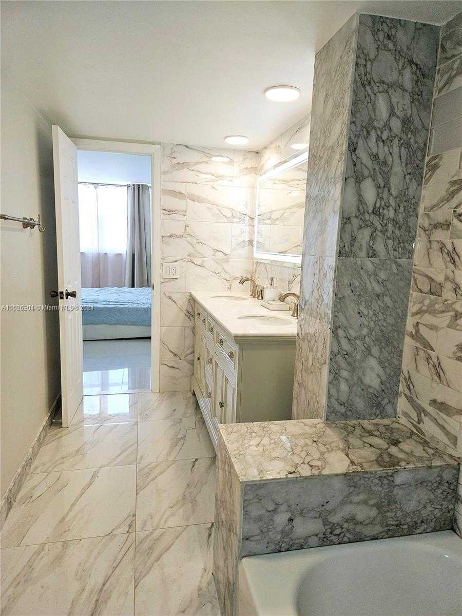 Small Image of 1833 SOUTH OCEAN DR #1403, Hallandale Beach Number 38