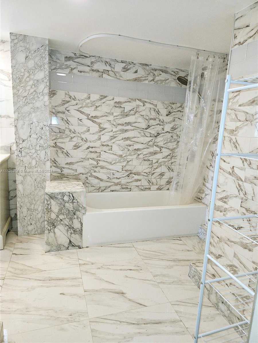 Small Image of 1833 SOUTH OCEAN DR #1403, Hallandale Beach Number 39