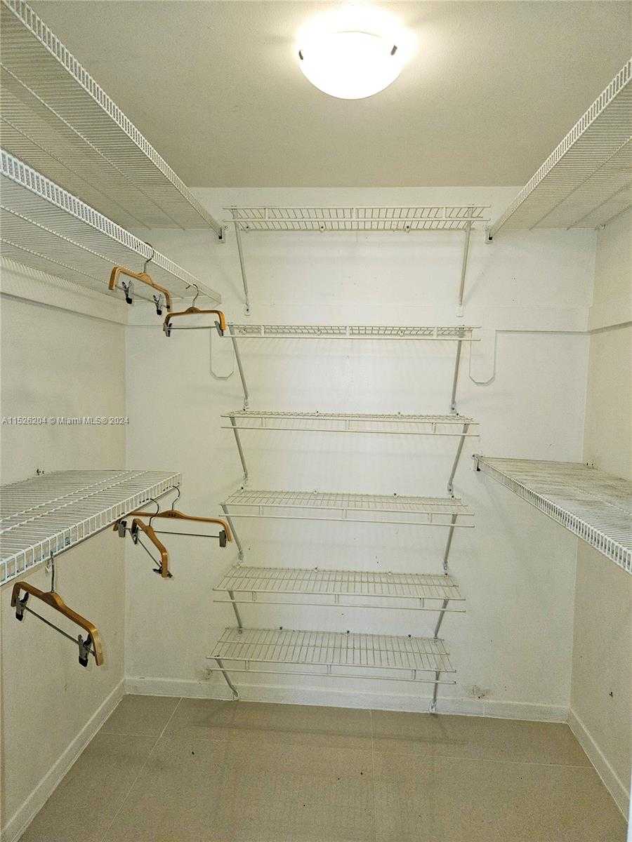 Small Image of 1833 SOUTH OCEAN DR #1403, Hallandale Beach Number 44