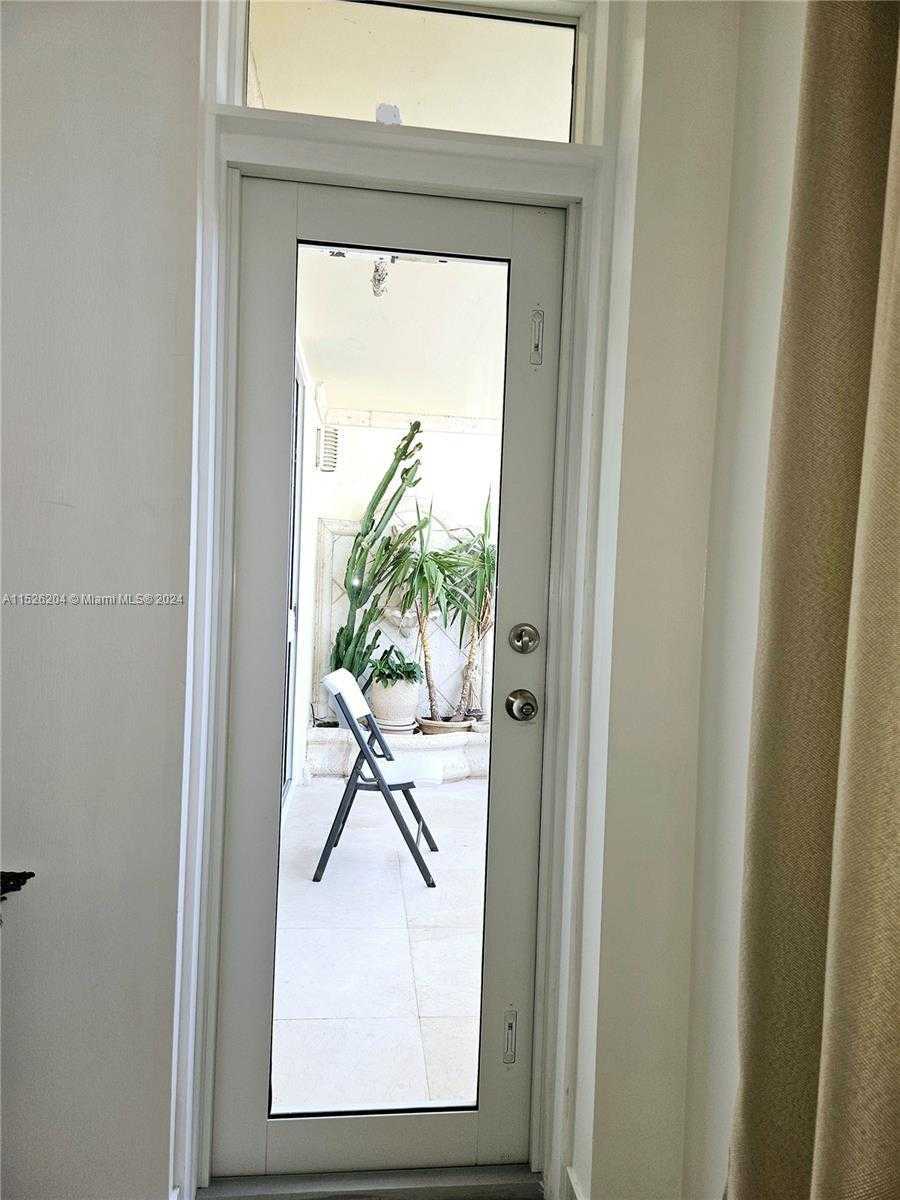 Small Image of 1833 SOUTH OCEAN DR #1403, Hallandale Beach Number 58