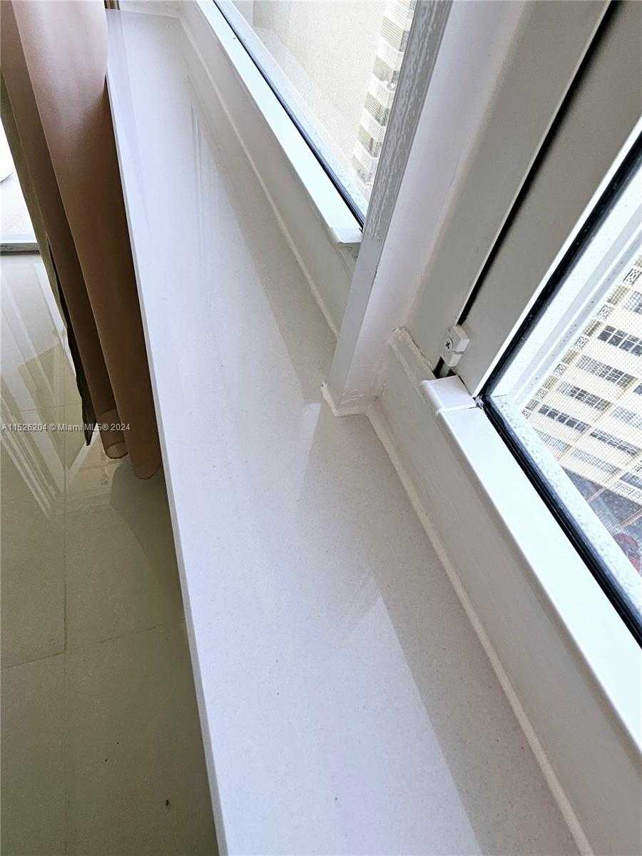 Small Image of 1833 SOUTH OCEAN DR #1403, Hallandale Beach Number 62