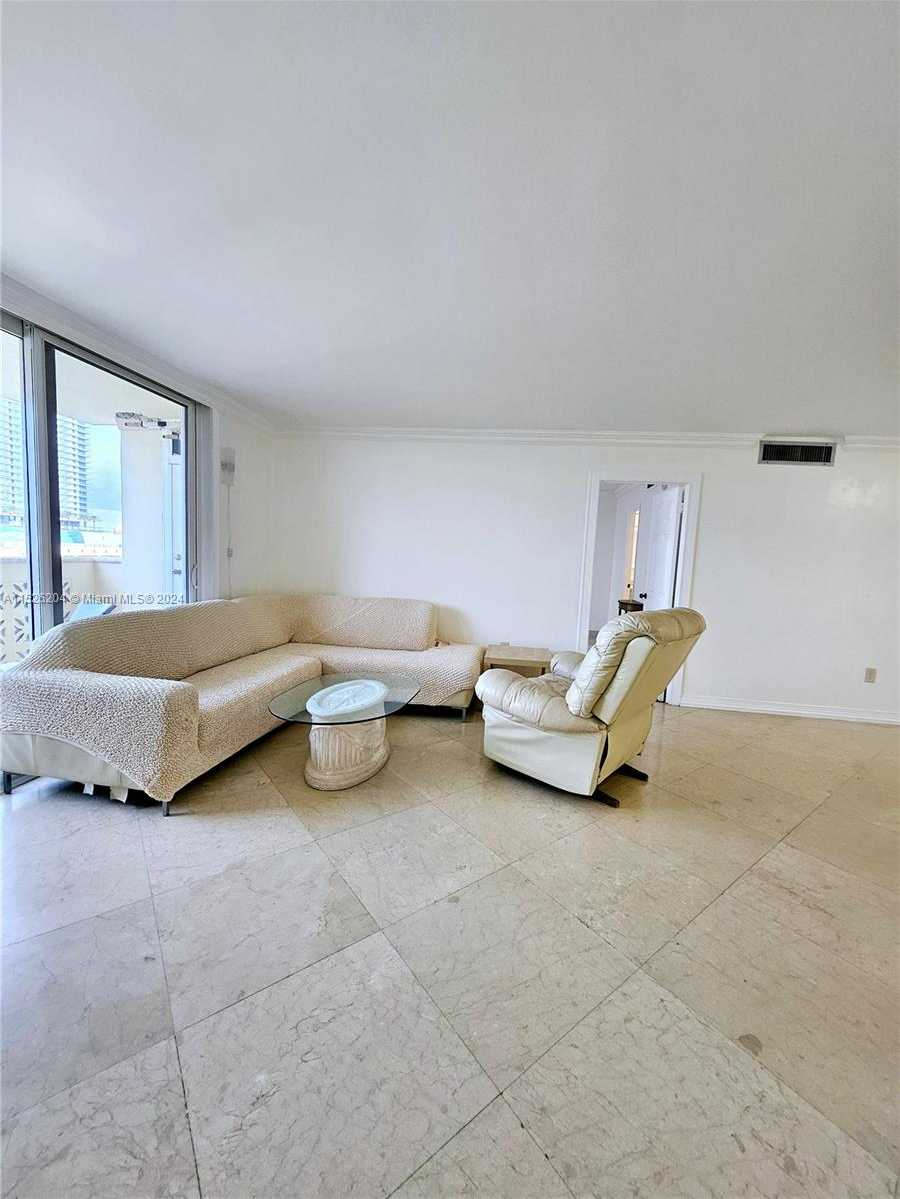 Small Image of 1833 SOUTH OCEAN DR #1403, Hallandale Beach Number 7