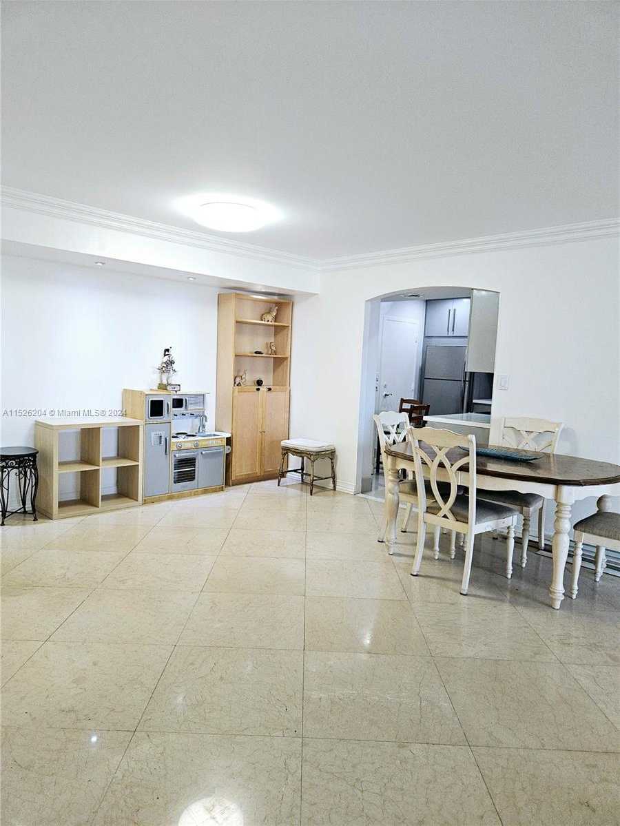 Small Image of 1833 SOUTH OCEAN DR #1403, Hallandale Beach Number 8