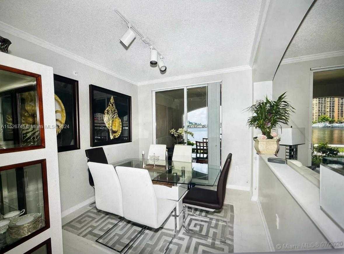 Small Image of 17150 NORTH BAY RD #2103, Sunny Isles Beach Number 5