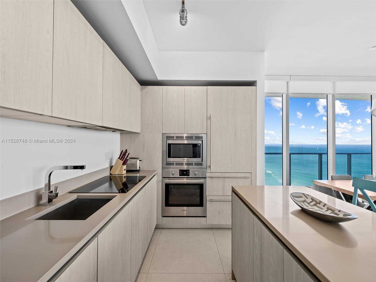 Small Image of 4111 SOUTH OCEAN DR #3202, Hollywood Number 4