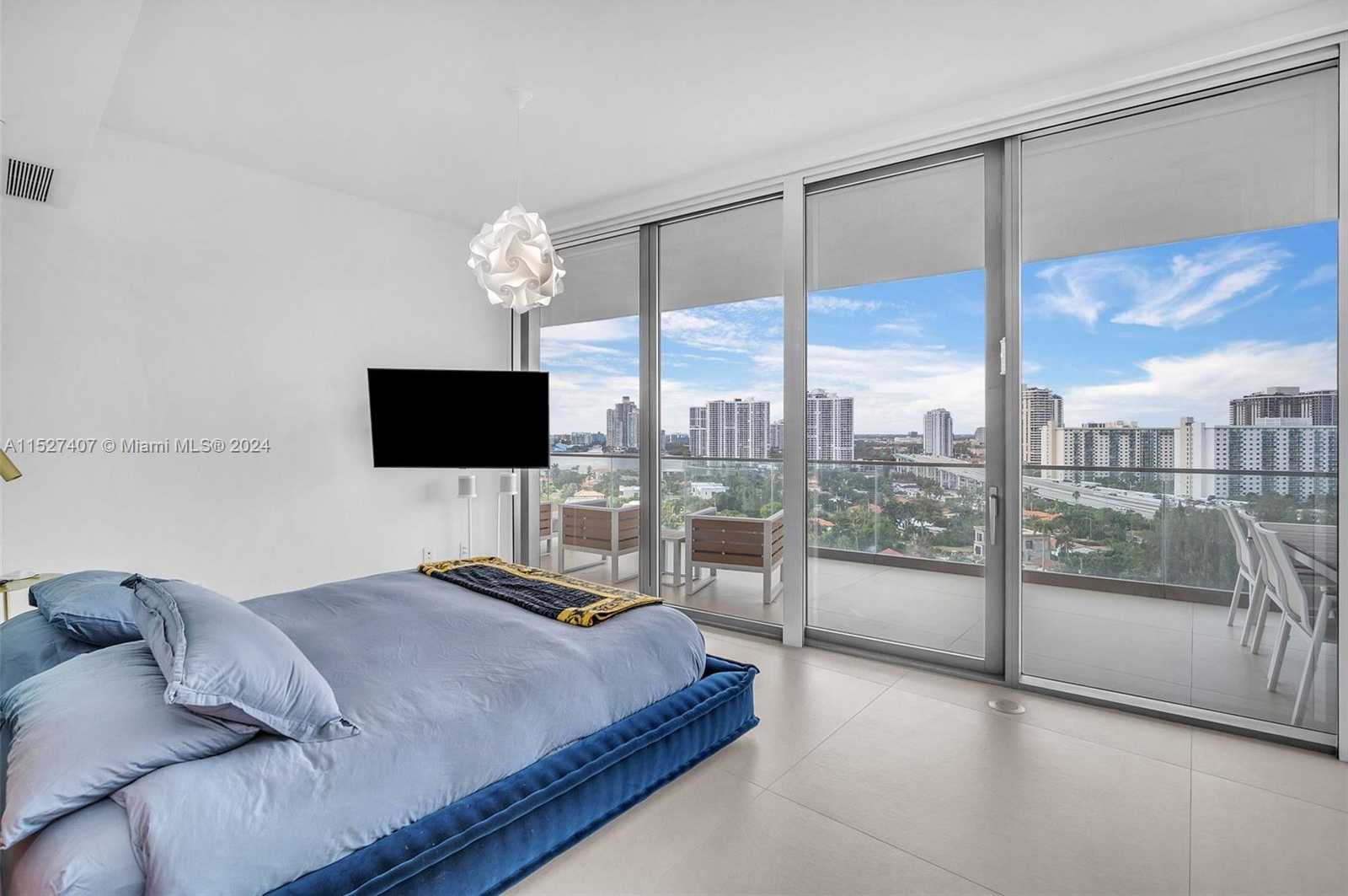 Small Image of 18975 COLLINS AVE #1105, Sunny Isles Beach Number 23