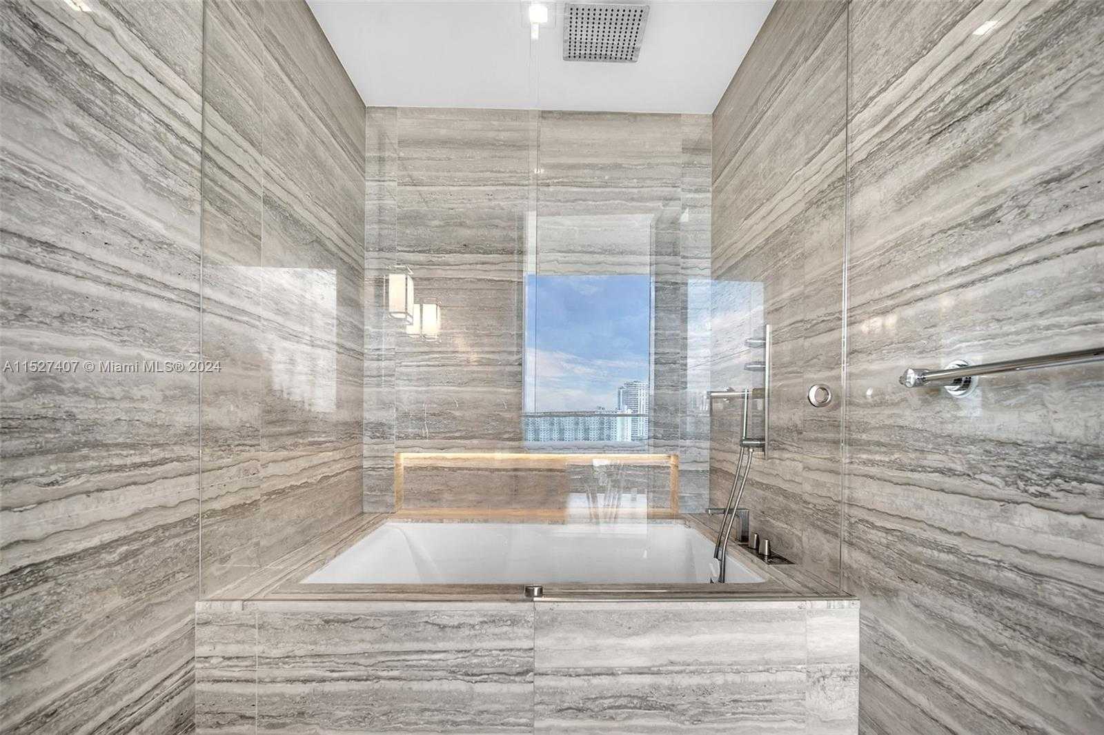 Small Image of 18975 COLLINS AVE #1105, Sunny Isles Beach Number 26