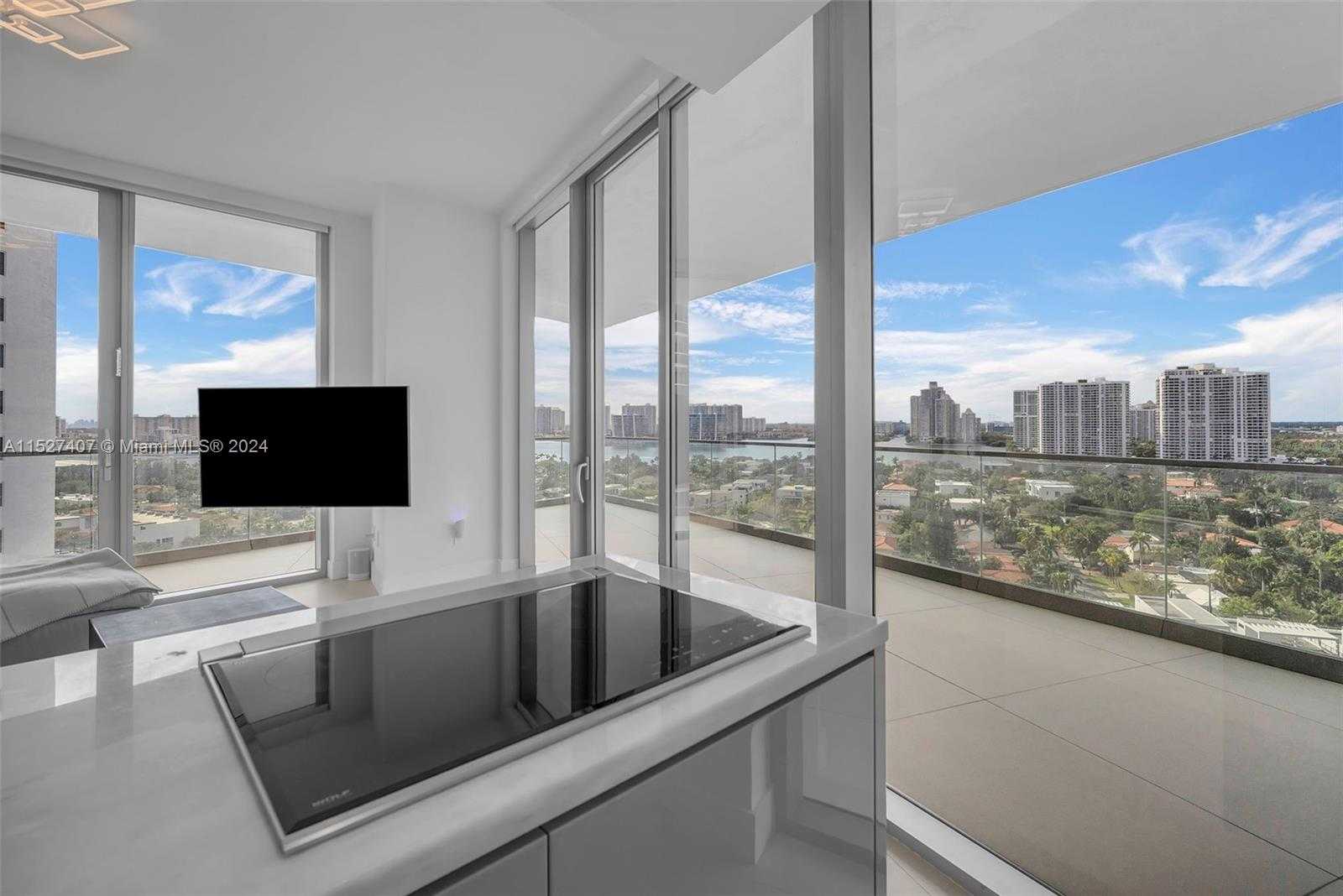 Small Image of 18975 COLLINS AVE #1105, Sunny Isles Beach Number 3