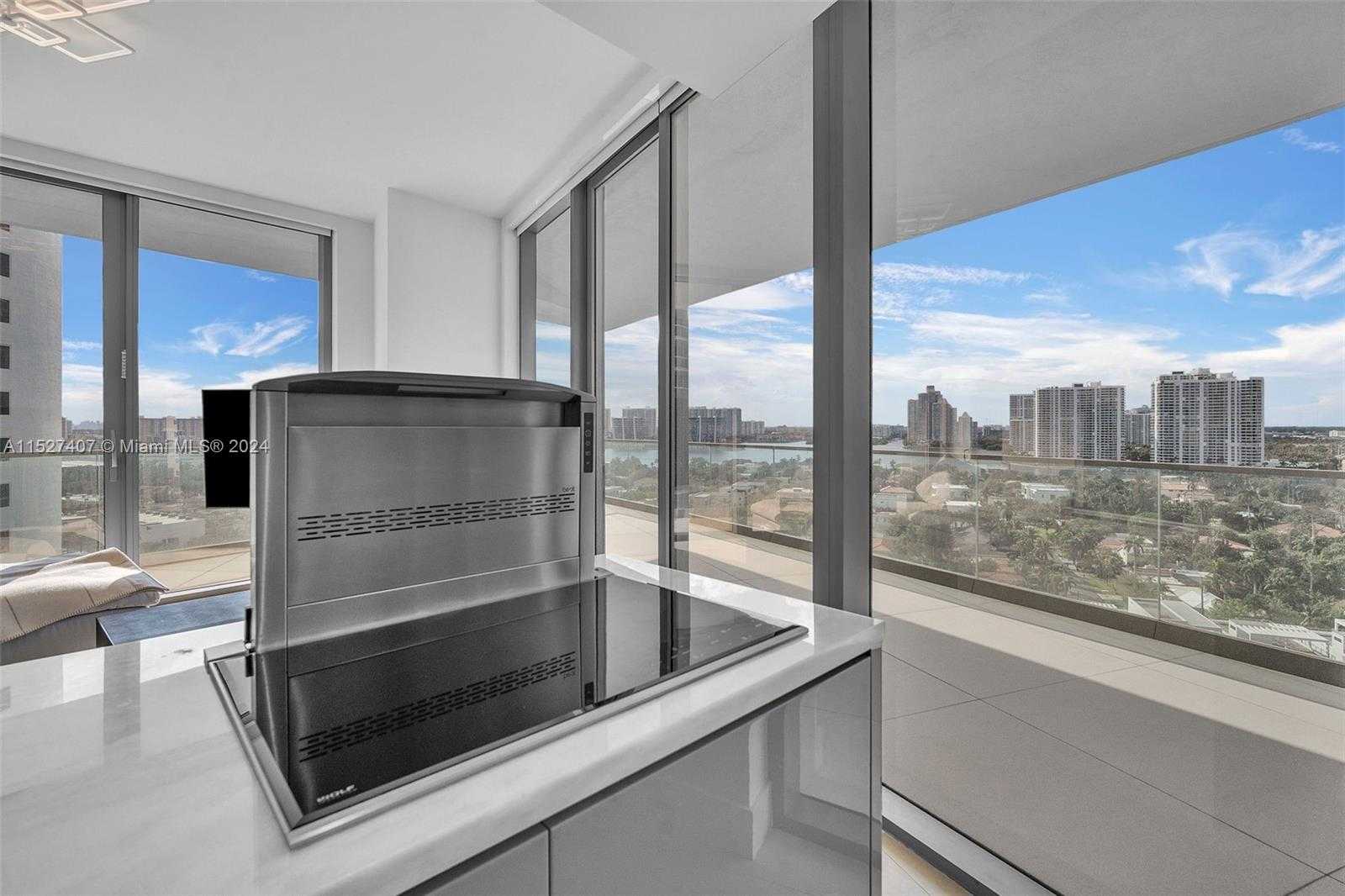 Small Image of 18975 COLLINS AVE #1105, Sunny Isles Beach Number 37