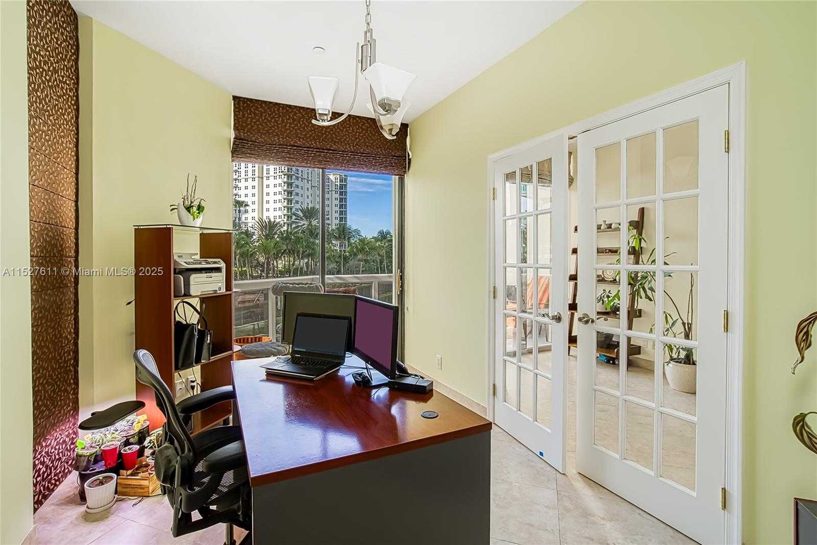 Small Image of 20185 EAST COUNTRY CLUB DR #202/203, Aventura Number 11