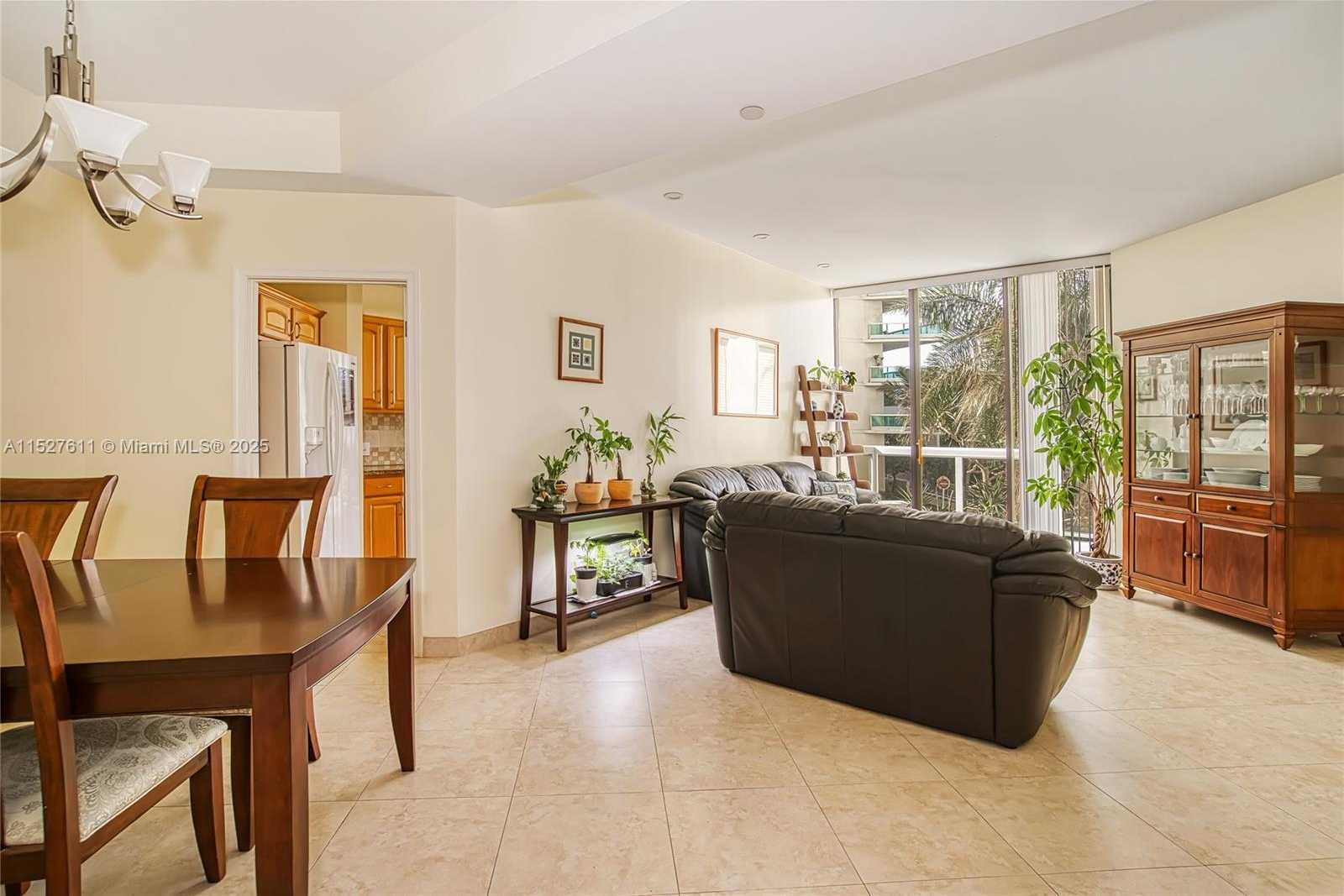 Small Image of 20185 EAST COUNTRY CLUB DR #202/203, Aventura Number 5